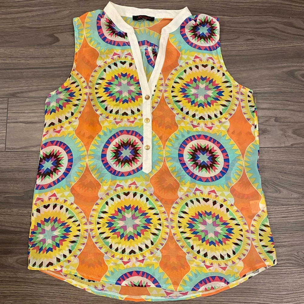 Xtaren Sleeveless Muti-Colored Blouse